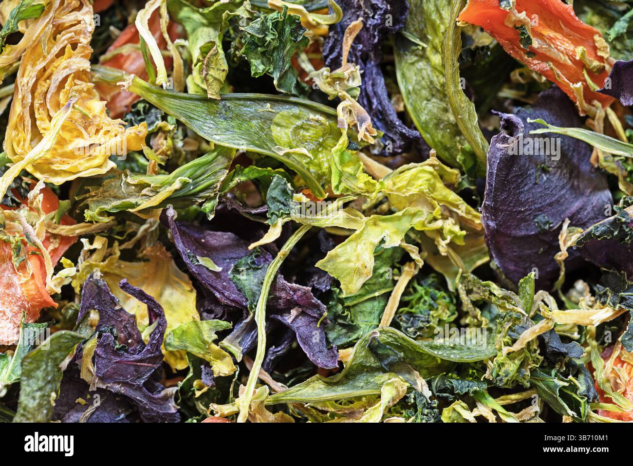immagine macro del mix disidratato di verdure fritte Foto Stock