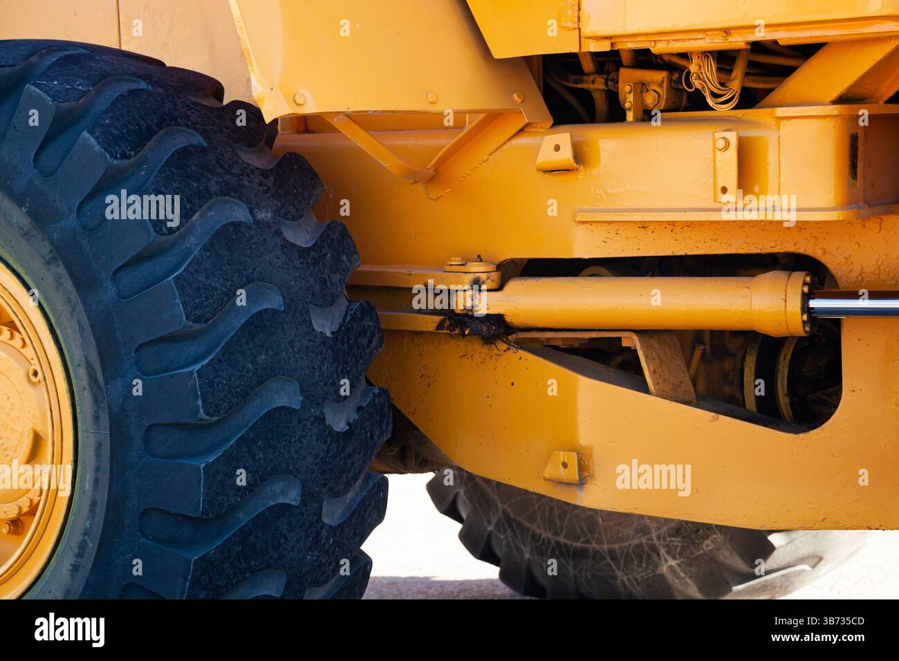 Caricatore bulldozer frontale. Primo piano dell'escavatore giallo. Foto Stock