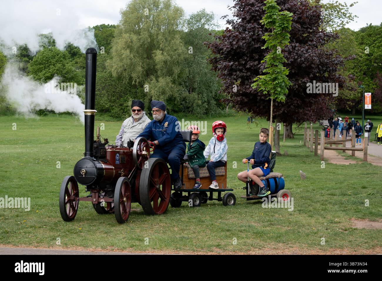 Motore di trazione Savage Brothers in scala al Vaisakhi Sports Festival, Coventry, Regno Unito Foto Stock