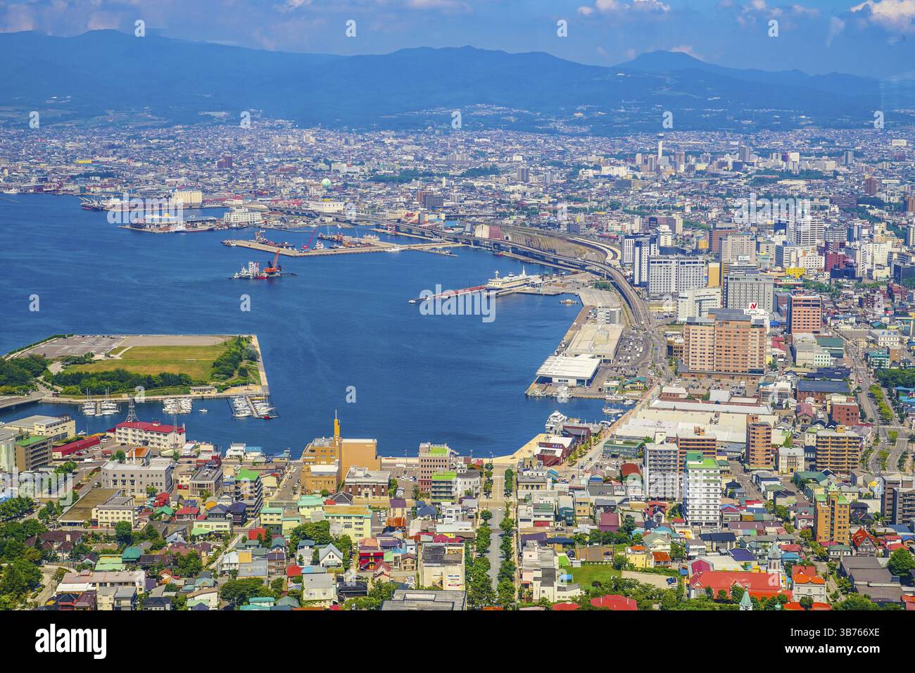 Paesaggio urbano di Hakodate (fotografato da Mt. Hakodate). Luogo di tiro: Hokkaido Hakodate Città Foto Stock