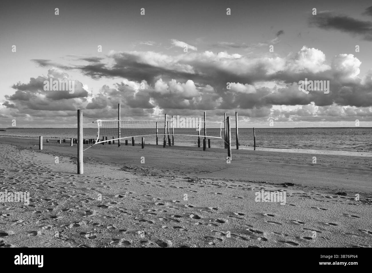 Tramonto sulla spiaggia vuota, Hjerting, Jutland, Danimarca. Hjerting è un distretto di Esbjerg nel sud-ovest dello Jutland, Danimarca, Europa Foto Stock