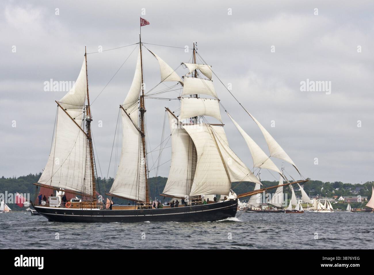 Goletta topsail a 3 alberi ACTIV alla Regata Rum di Flensburg - Tall Ship Topsail Schooner a tre alberi Foto Stock
