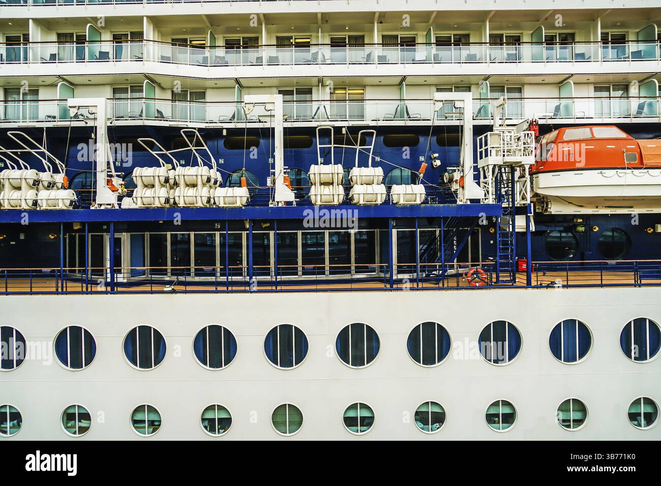 Rivestimento di lusso (Celebrity Millennium). Luogo di tiro: Yokohama-città prefettura di kanagawa Foto Stock