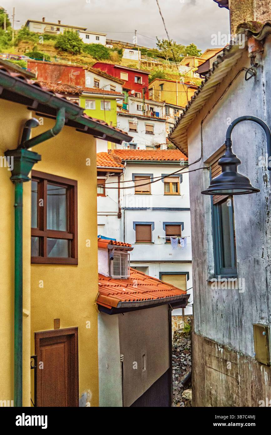 Cudillero, villaggio di pescatori, Mar Cantabrico, Principado de Asturias, Spagna, Europa Foto Stock