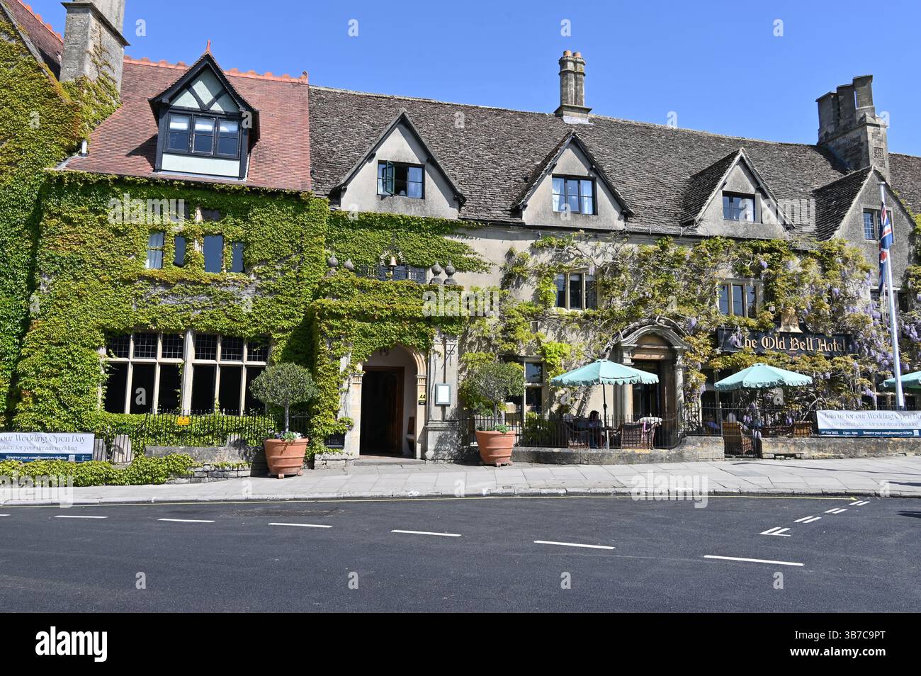Old Bell Hotel nella città di Cotswold di Malmesbury, Wiltshire Foto Stock