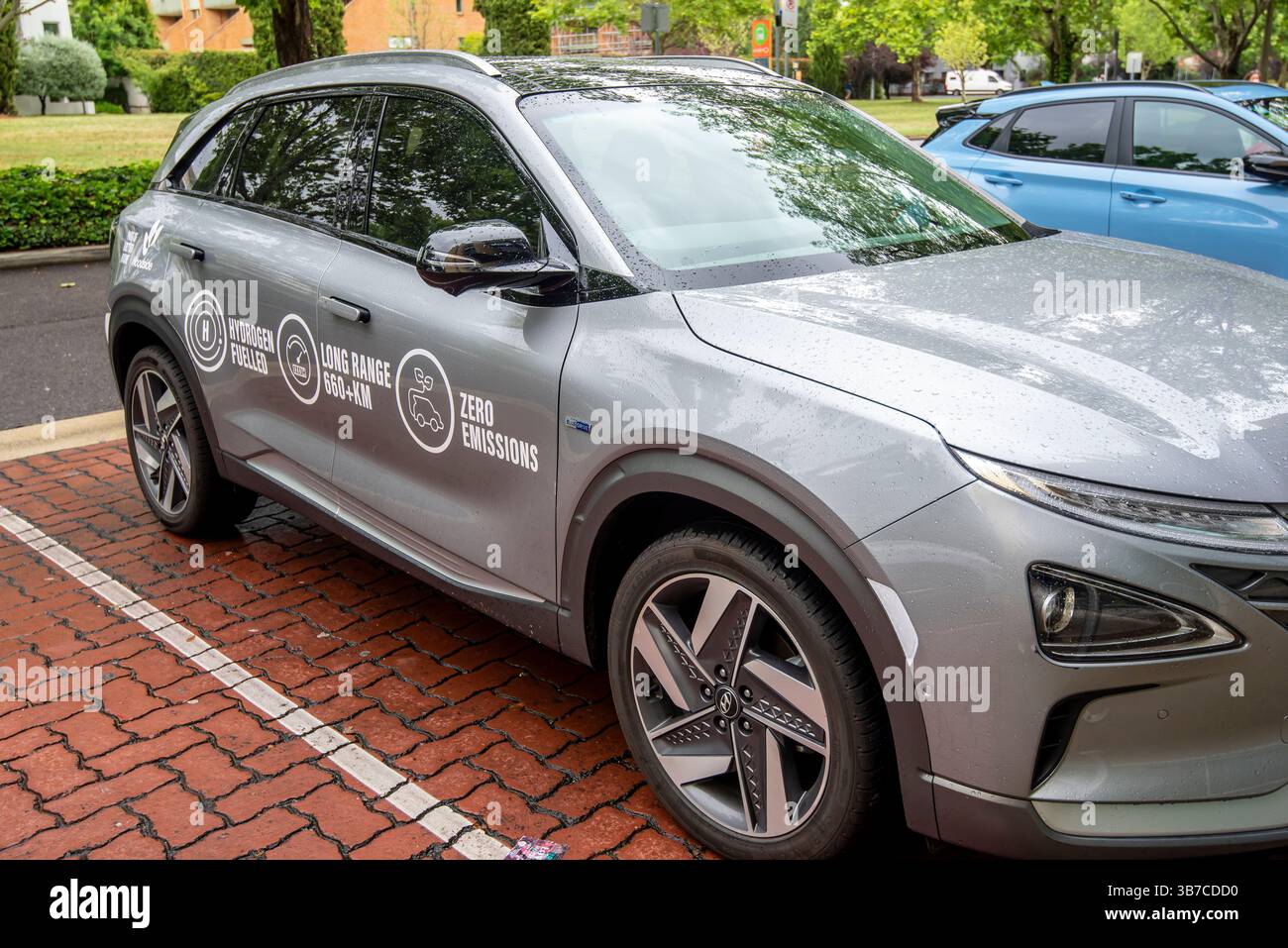 Un'auto alimentata a idrogeno parcheggiata a Kingston ACT, Australia. È una delle sole due auto private e una delle sole 35 auto a idrogeno in Australia Foto Stock