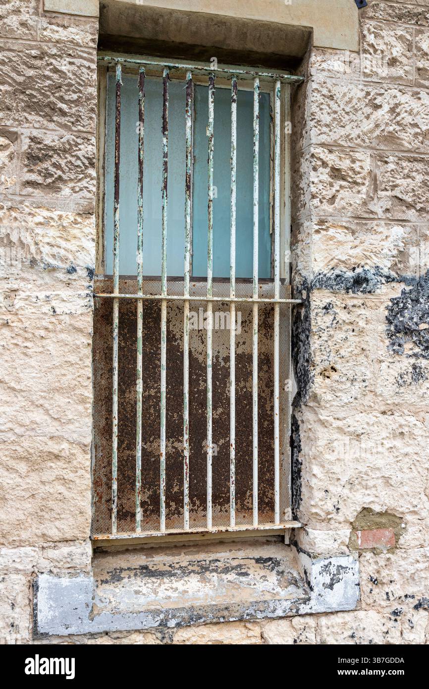 Fremantle Prison mostra una finestra barrata, Fremantle (Walyalup) , Australia Occidentale, WA, Australia Foto Stock