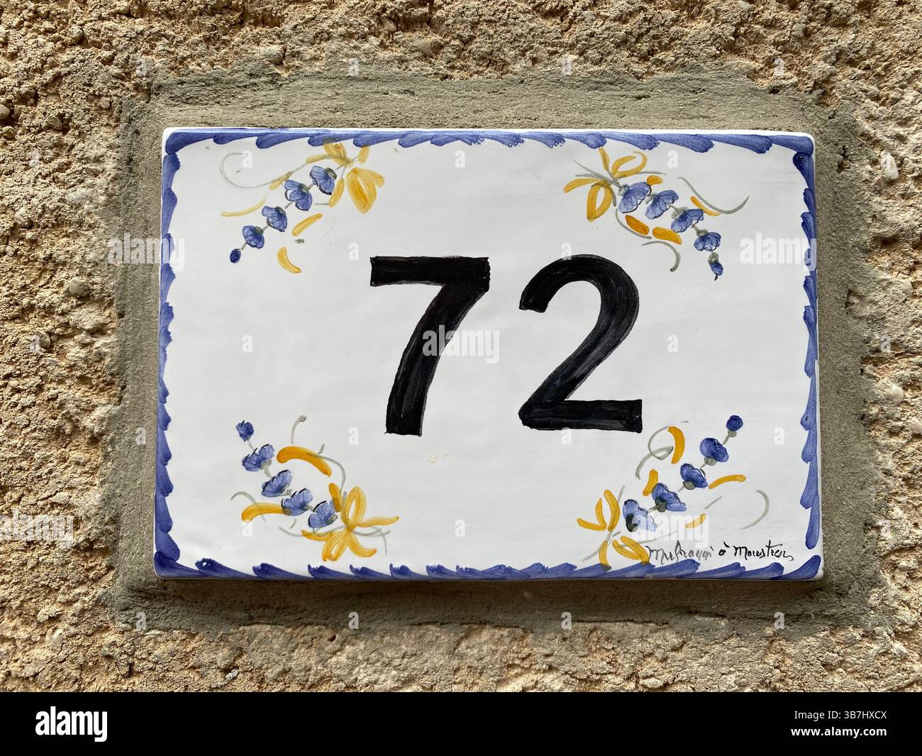 Casa numero 72 situata a Moustiers-Sainte-Marie Foto Stock