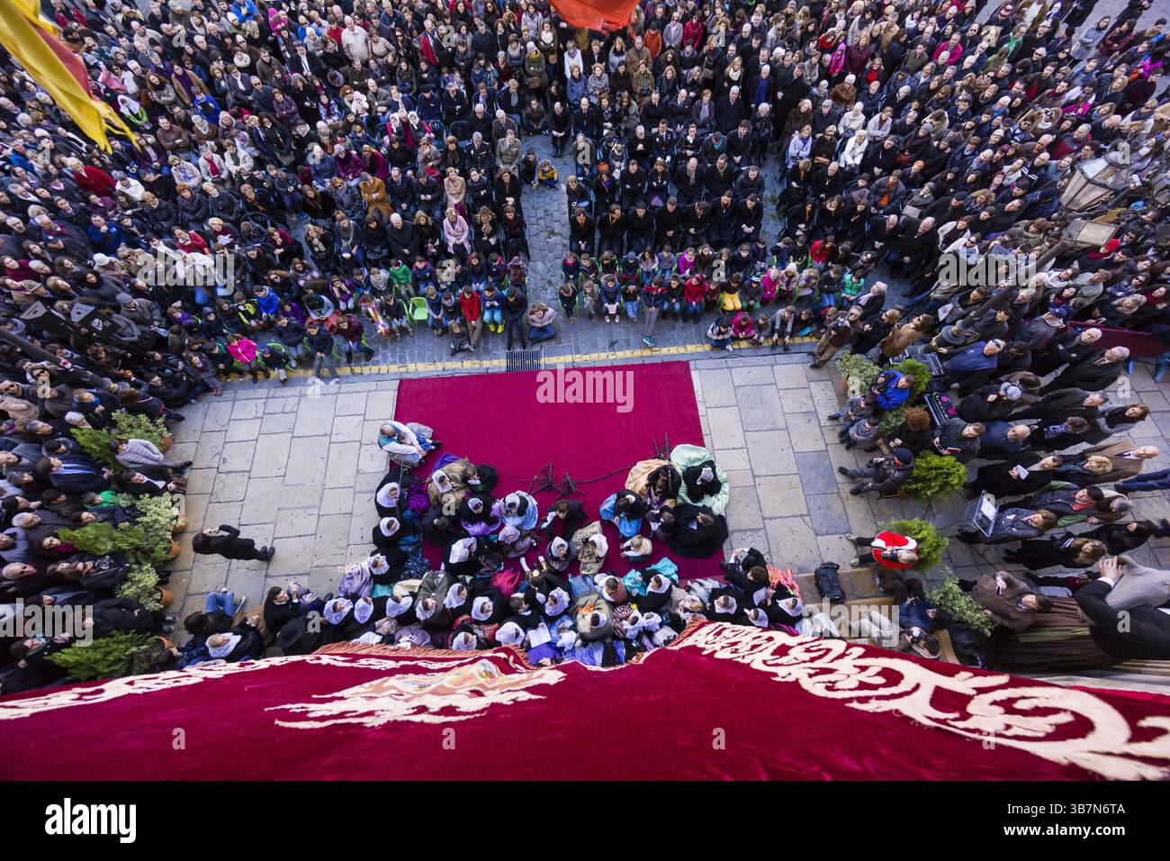 La Colcada de Pere d'Alcantara Penya, balli tradizionali bolero, Festa De l'Estandart, festival civico-religioso nella conquista cristiana del ci Foto Stock