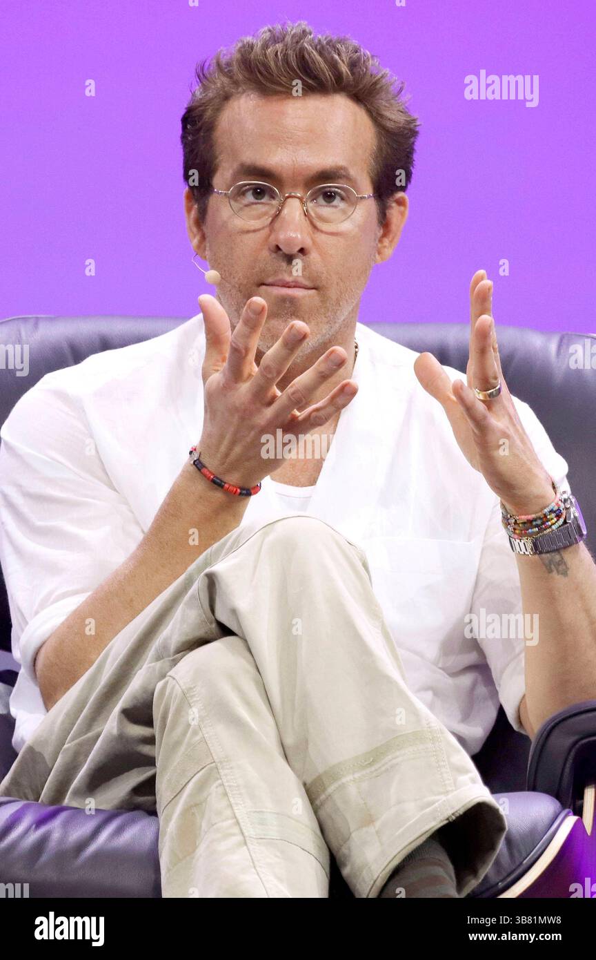 Ryan Reynolds beim OMR Festival 2025 a den Messehallen. Amburgo, 06.05.2025 *** Ryan Reynolds all'OMR Festival 2025 nelle sale espositive di Amburgo, 06 05 2025 foto:xgbrcix/xFuturexImagex omr 5616 Foto Stock