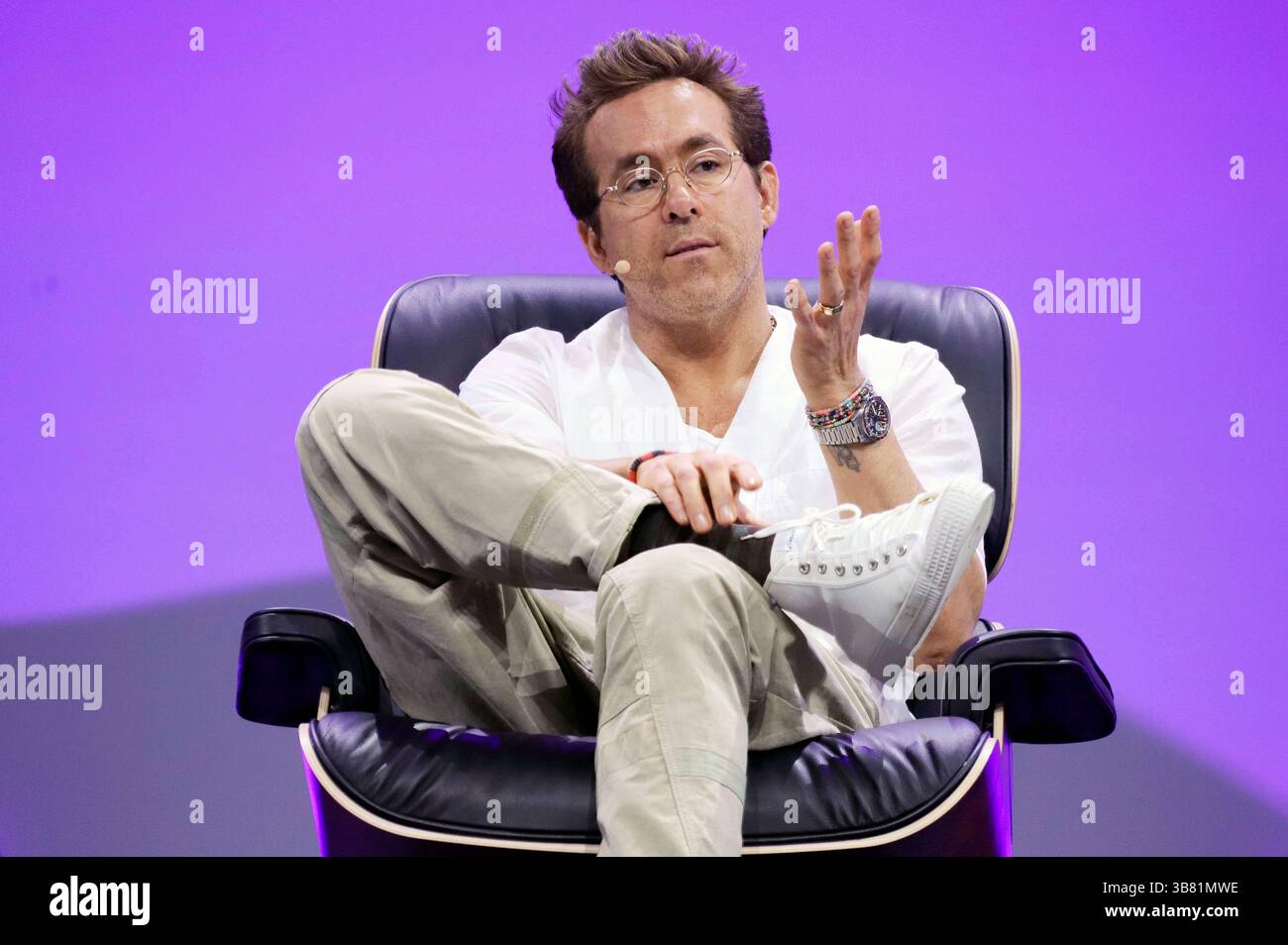 Ryan Reynolds beim OMR Festival 2025 a den Messehallen. Amburgo, 06.05.2025 *** Ryan Reynolds all'OMR Festival 2025 nelle sale espositive di Amburgo, 06 05 2025 foto:xgbrcix/xFuturexImagex omr 5622 Foto Stock