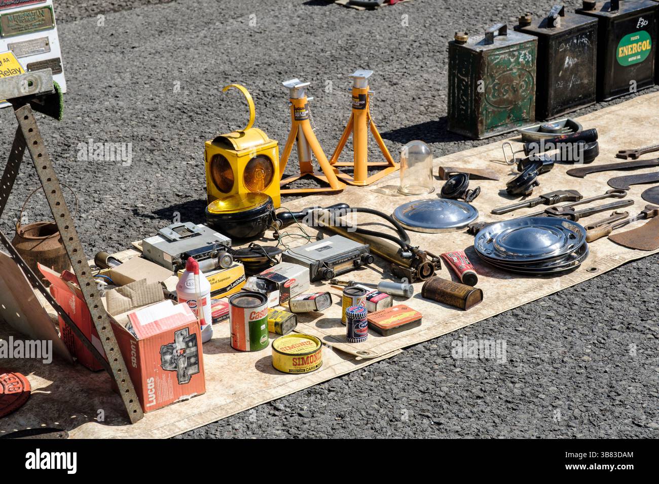 Banchina commerciale al chepstow Classic Car Show chepstoe Racecourse 2025 Foto Stock
