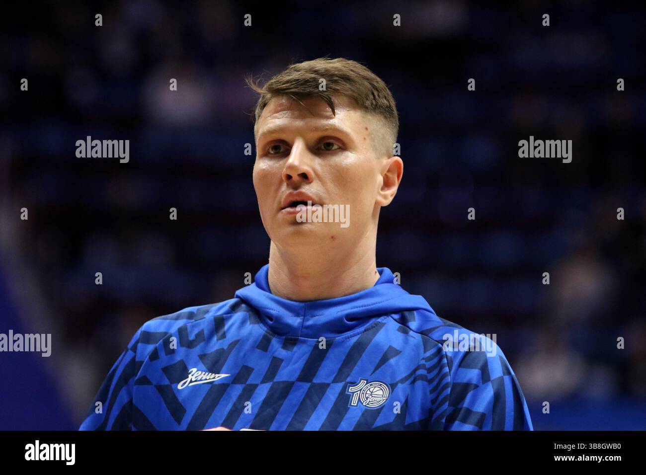 San Pietroburgo, Russia. 7 maggio 2025. Andrey Vorontsevich (33) di Zenit in azione durante la partita di basket della VTB United League, playoff, 1/2 finali, 2 partite, tra Zenit San Pietroburgo e Lokomotiv Kuban Krasnodar alla "kck Arena", a San Pietroburgo, Russia. Punteggio finale; Zenit 85:80 Lokomotiv Kuban. (Foto di Maksim Konstantinov/SOPA Images/Sipa USA) credito: SIPA USA/Alamy Live News Foto Stock