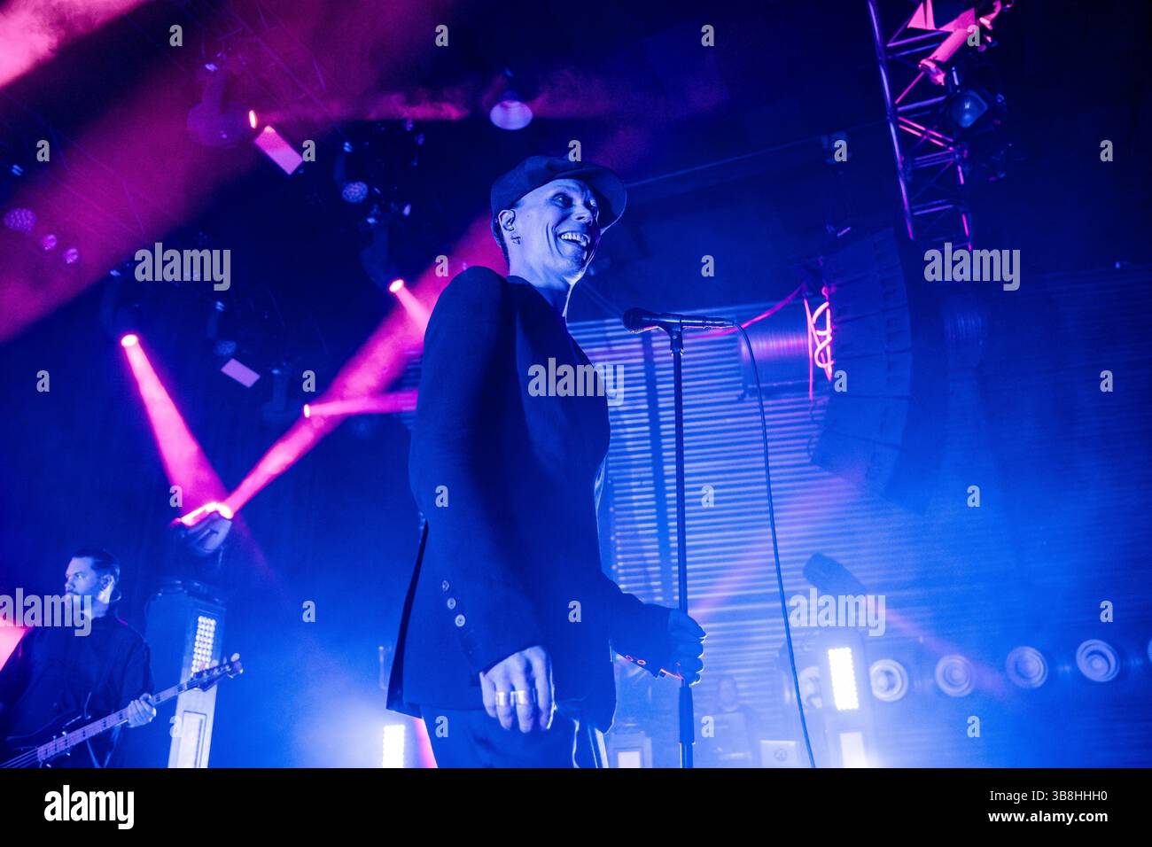 30 aprile 2024, Copenaghen, Copenaghen, Danimarca: Copenaghen, Danimarca. 30 aprile 2024. La cantante e musicista finlandese Ville Valo esegue un concerto dal vivo durante l'Amager Bio di Copenaghen. (Immagine di credito: © Nikolaj Bransholm/Gonzales foto tramite ZUMA Press) Foto Stock