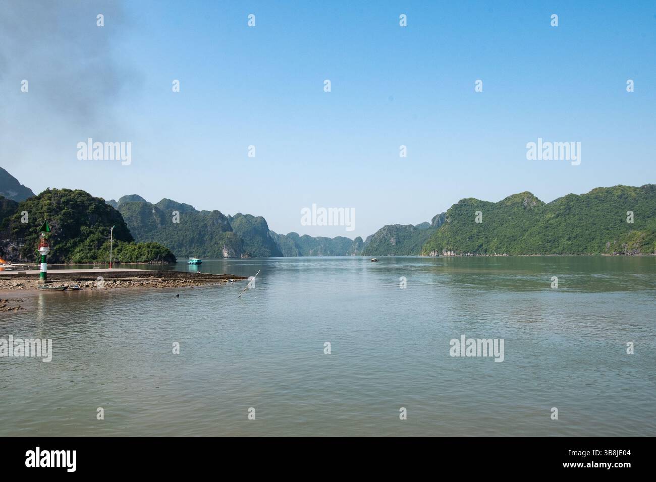 Isola di Cat Ba in Vietnam Foto Stock