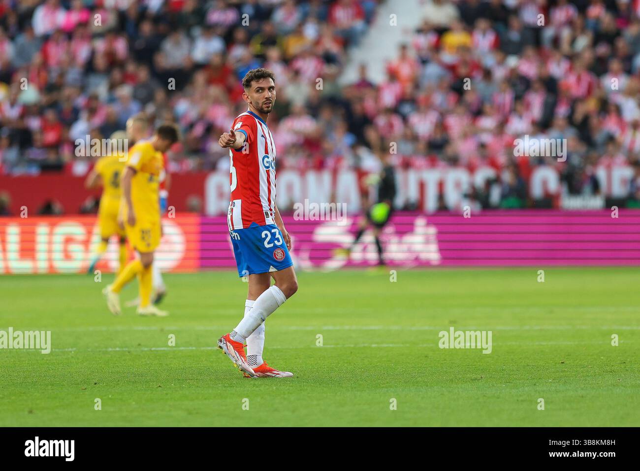 4 maggio 2024, Girona, null, Spagna: Girona, Spagna. 4 maggio 2024. Ivan Martin (23) di Girona visto durante la partita di LaLiga tra Girona e FC Barcelona all'Estadi Montilivi di Girona. (Immagine di credito: © Gonzales Photo/Gonzales Photo tramite ZUMA Press) Foto Stock