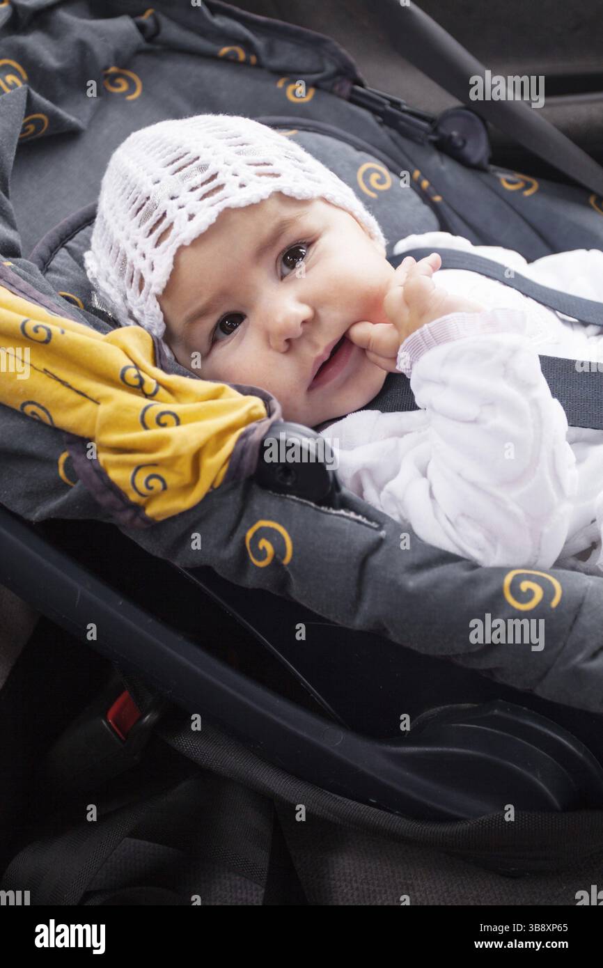 Seggiolino per bambini in auto, modello da 0 a 12 mesi Foto Stock
