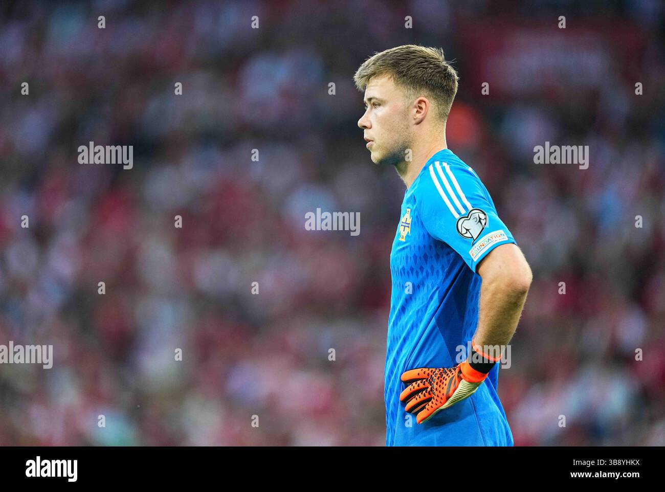 16 giugno 2023: Bailey Peacock-Farrell (Irlanda del Nord) guarda durante una partita di qualificazione al Campionato europeo UEFA 2023/2024 del gruppo H, Danimarca contro Irlanda del Nord, a Parken, Copenaghen, Danimarca. Kim Price/CSM (immagine di credito: © Kim Price/CSM tramite ZUMA Press Wire) Foto Stock