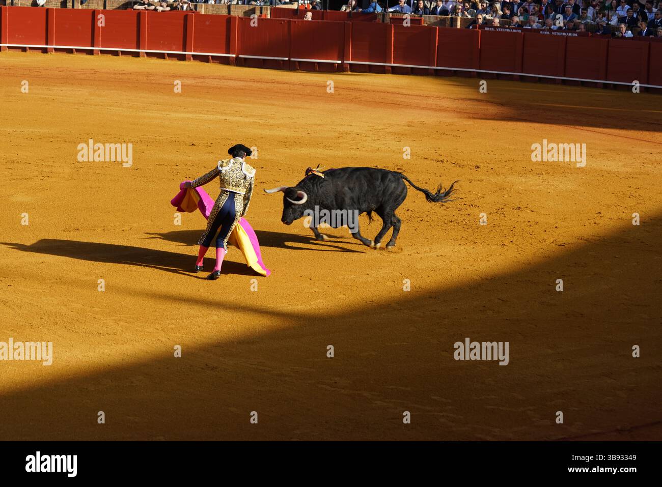 Feria Sevilla Bullfight 2025. La corrida ha luogo durante la Feria de Abril, Foto Stock