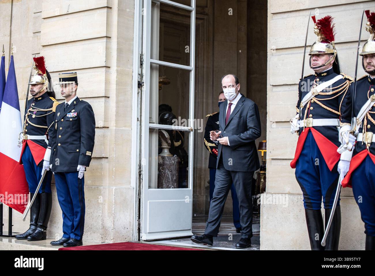 5 ottobre 2021, Parigi, Ile-de-France (regione, Francia: Il primo Ministro riceve la signora Marta Lucia RAMIREZ DE RINCON, Vicepresidente e Ministro degli affari Esteri della Repubblica di Colombia, in occasione della sua visita di lavoro in Francia. Scambio sulla lotta contro il riscaldamento globale e la pandemia di COVID-19 (immagine di credito: © Sadak Souici/ZUMA Press Wire) Foto Stock