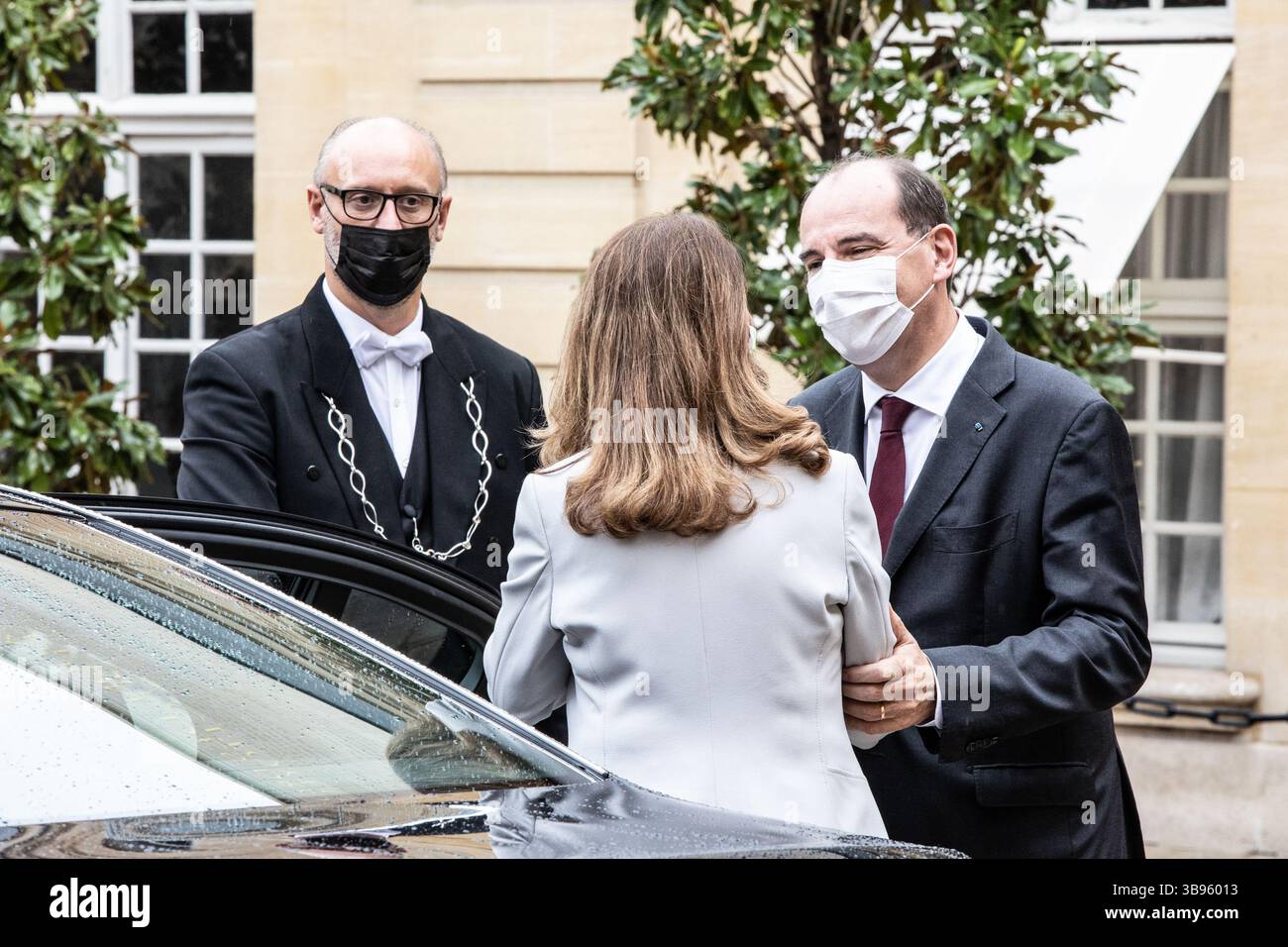 5 ottobre 2021, Parigi, Ile-de-France (regione, Francia: Il primo Ministro riceve la signora Marta Lucia RAMIREZ DE RINCON, Vicepresidente e Ministro degli affari Esteri della Repubblica di Colombia, in occasione della sua visita di lavoro in Francia. Scambio sulla lotta contro il riscaldamento globale e la pandemia di COVID-19 (immagine di credito: © Sadak Souici/ZUMA Press Wire) Foto Stock