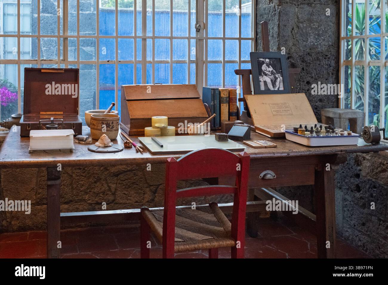 Laboratorio di Frida all'interno del Museo Frida Kahlo chiamato la Casa Azul nel quartiere Coyoacan di città del Messico, Messico Foto Stock