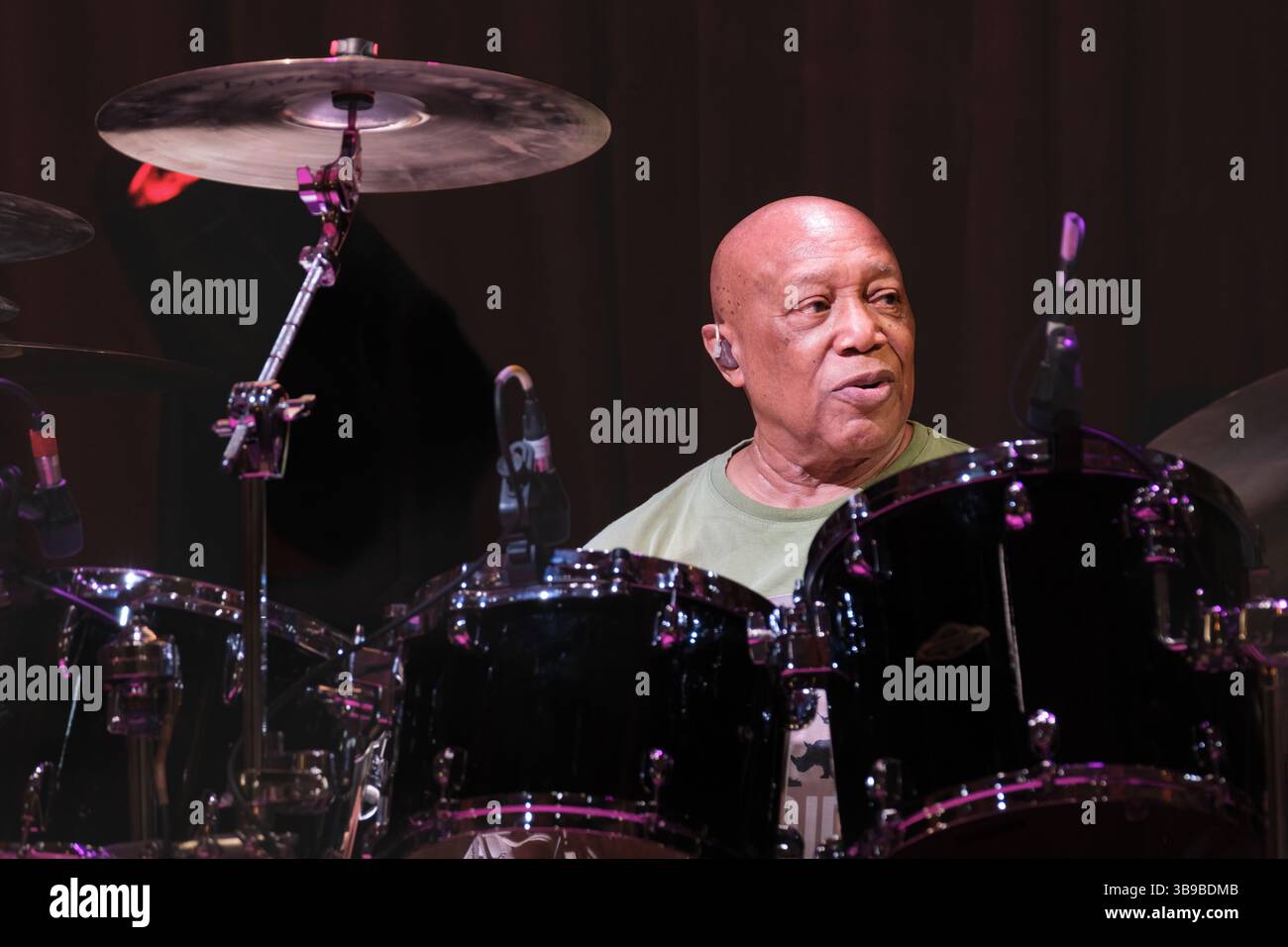Billy Cobham si esibisce al Cheltenham Jazz Festival, Regno Unito. 3 maggio 2025 Foto Stock