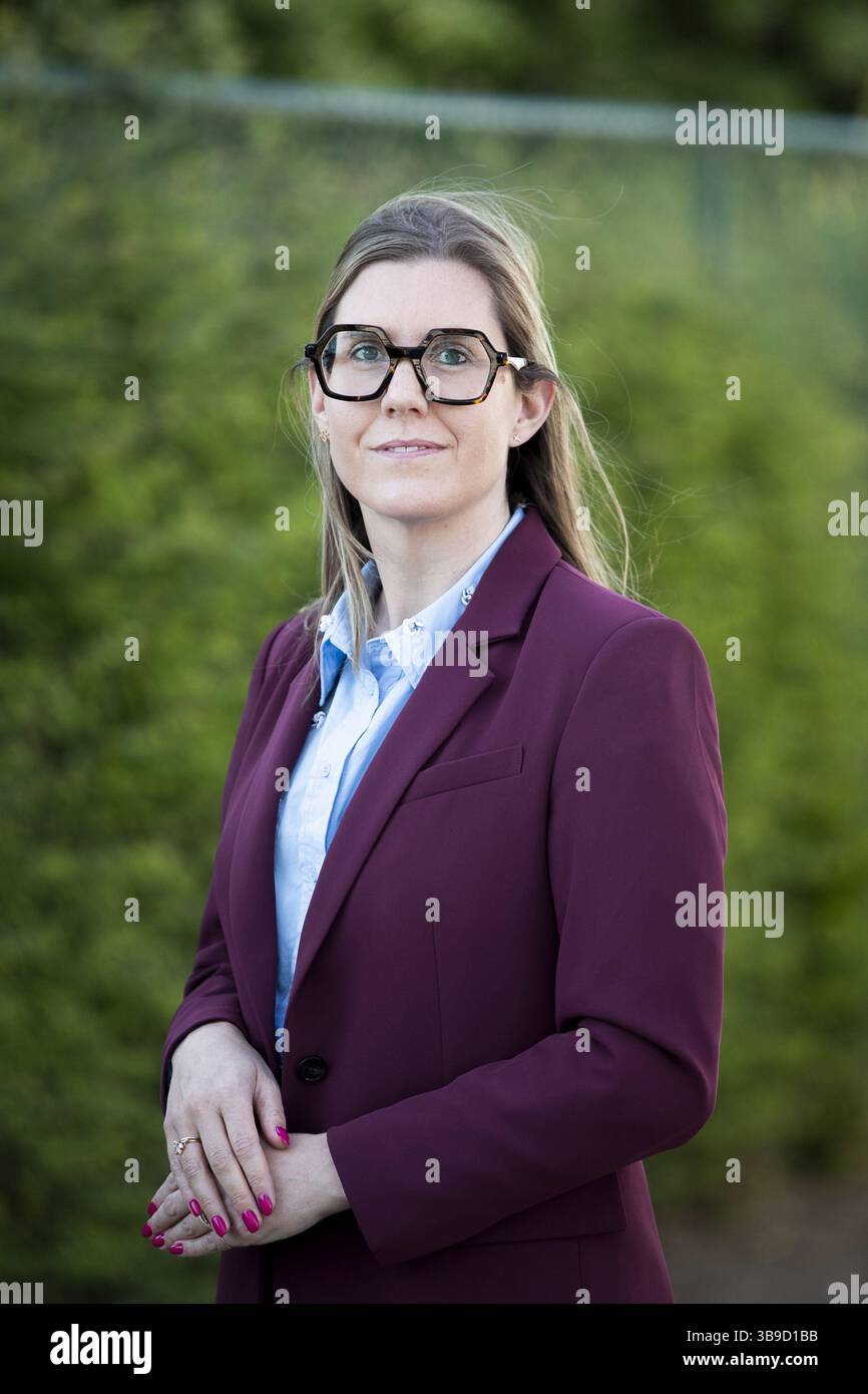 Herentals, Belgio. 9 maggio 2025. Marjolein Frederickx (CEO Lidl Belgium) posa per il fotografo di Herentals, venerdì 9 maggio 2025. Lidl costruirà un centro di distribuzione di 43 000 metri quadrati a Herentals, nell'ex sito di Henrad lungo la E313. BELGA FOTO KRISTOF VAN ACCOM credito: Belga News Agency/Alamy Live News Foto Stock
