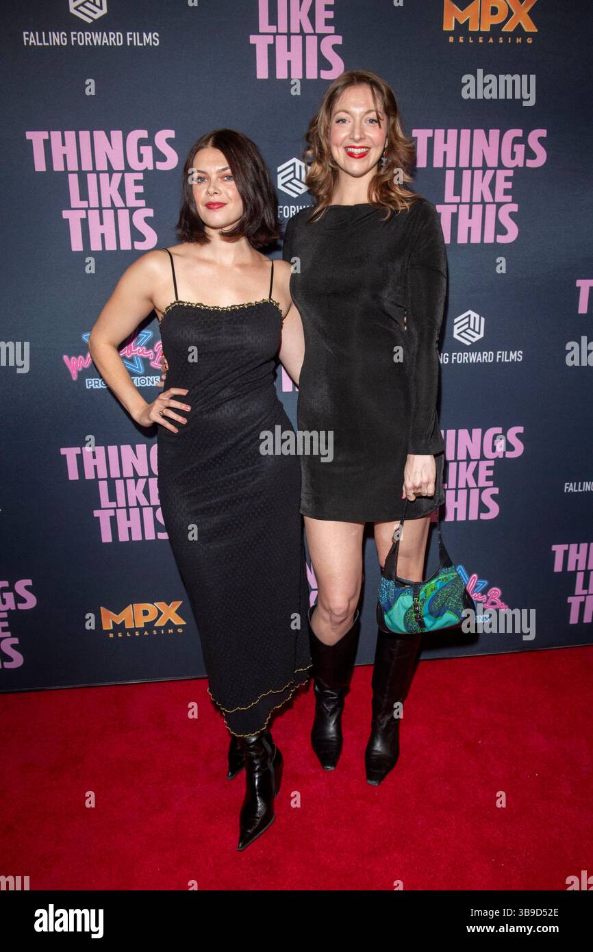 New York, Stati Uniti. 8 maggio 2025. Kayla Hall e Lauren Hall assistono alla prima mondiale della MPX 'Things Like This' all'AMC Lincoln Square 13 a New York, New York, USA, l'8 maggio 2025. (Foto di Thenews2/NurPhoto) crediti: NurPhoto SRL/Alamy Live News Foto Stock