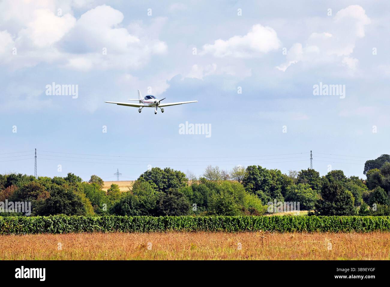 Aerei di piccole dimensioni, avvicinamento all'atterraggio Foto Stock