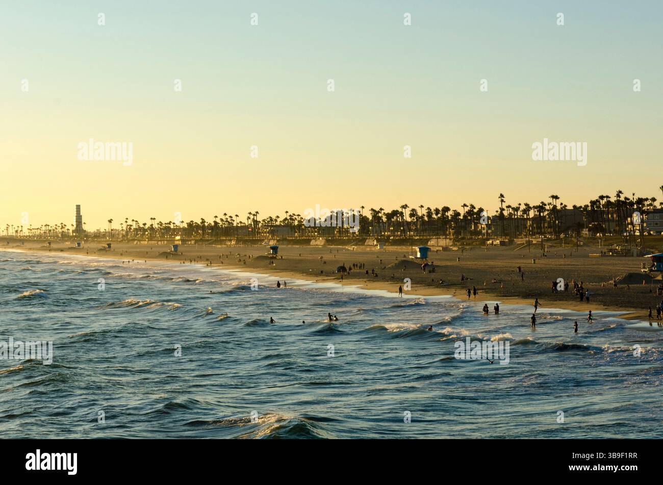 Serata estiva a Huntington Beach Foto Stock