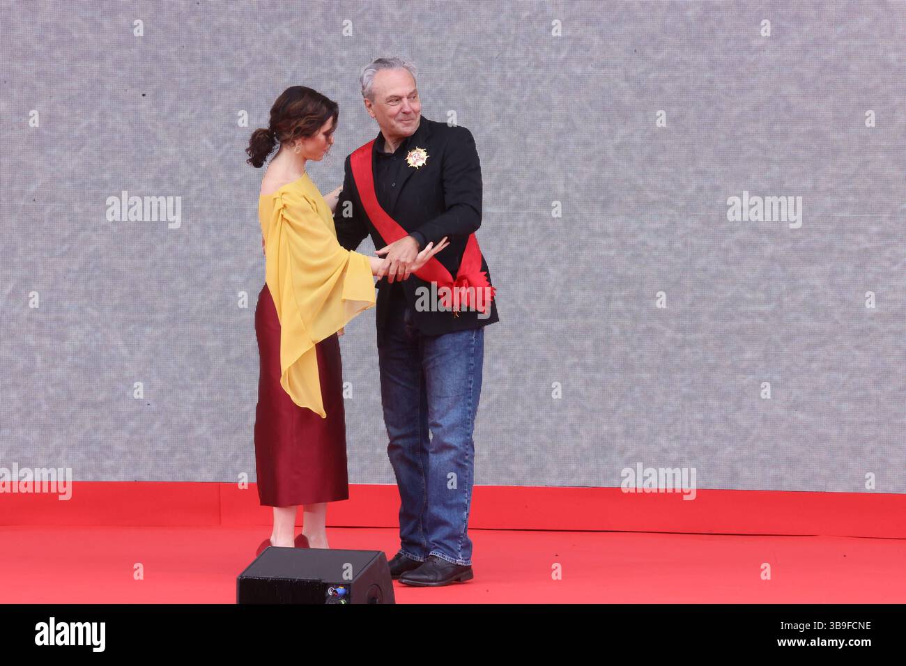 Madrid, 2 maggio 2025. La cerimonia di premiazione della medaglia del 2 maggio, giornata CAM, si è tenuta presso la sede della Comunità di Madrid, presieduta da Isabel Díaz Ayuso. Foto: Jaime García. ARCHDC. Crediti: Album / Archivo ABC / Jaime García Foto Stock