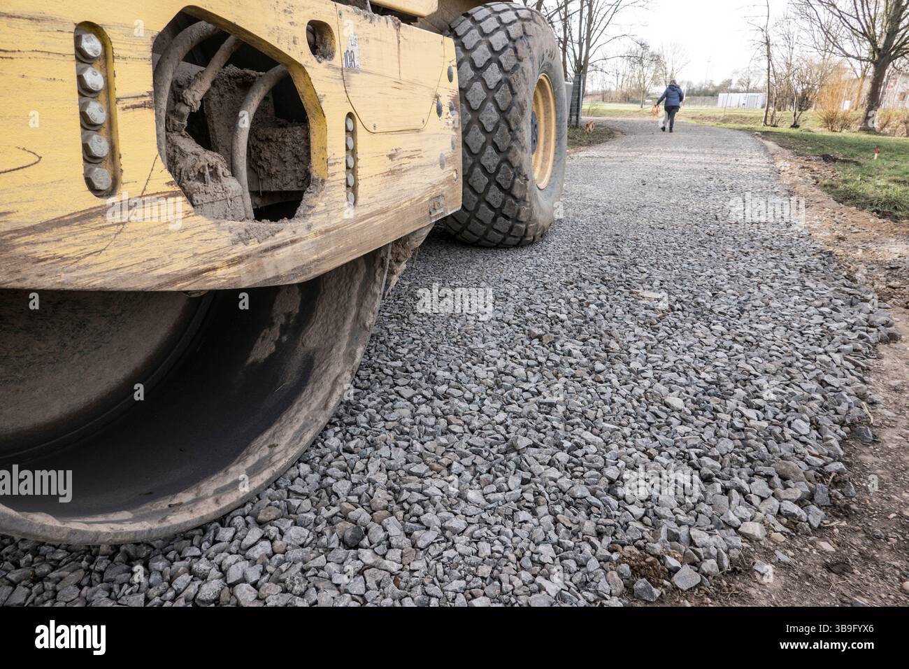 Rinnovo della pista ciclabile di Erft, parzialmente distrutta dal disastro delle inondazioni del 2021, Renania settentrionale-Vestfalia, Germania, Weilerswist Foto Stock
