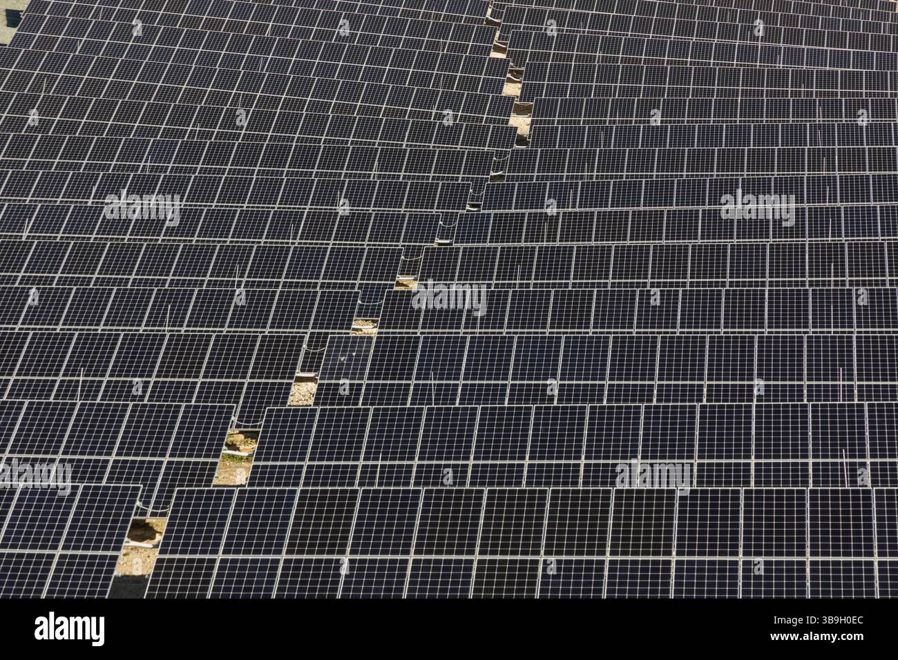 Cyprus, Pissouri, Classone Solar Garden Ltd, Solar Panel Farm Foto Stock