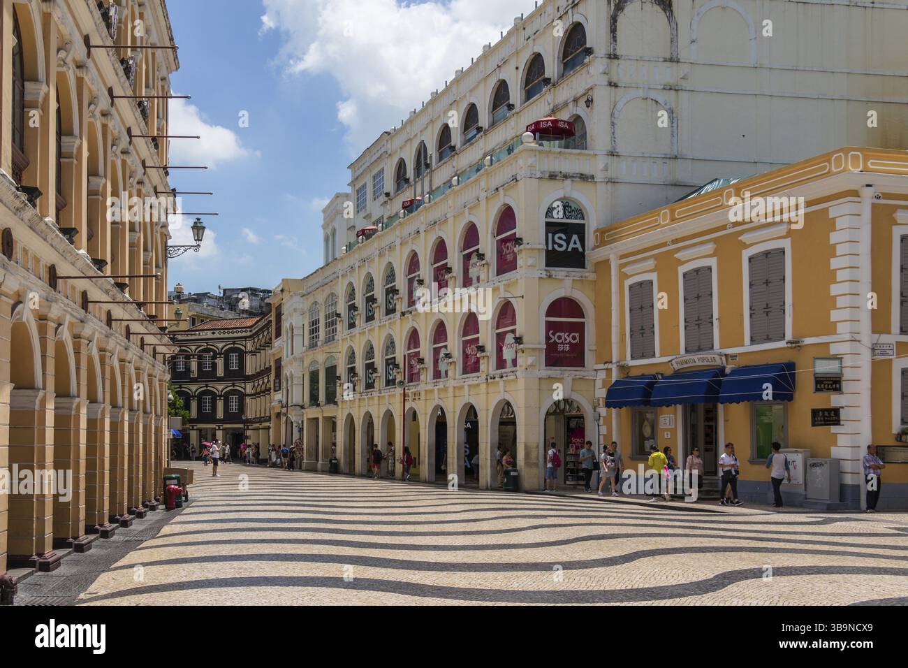 Piazza Senado largo do Senado è una piazza pubblica di Macao. Si trova nell'area centrale della penisola di Macao. Copre un'area di 700 metri quadrati Foto Stock