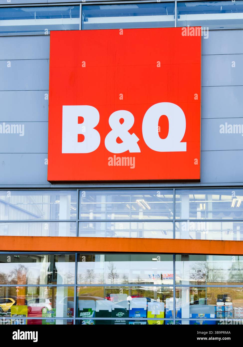 Shrewsbury, Inghilterra, Regno Unito - 27 marzo 2025;azienda di miglioramento della casa, marchio B e Q a, parte di Kingfisher PLC Foto Stock