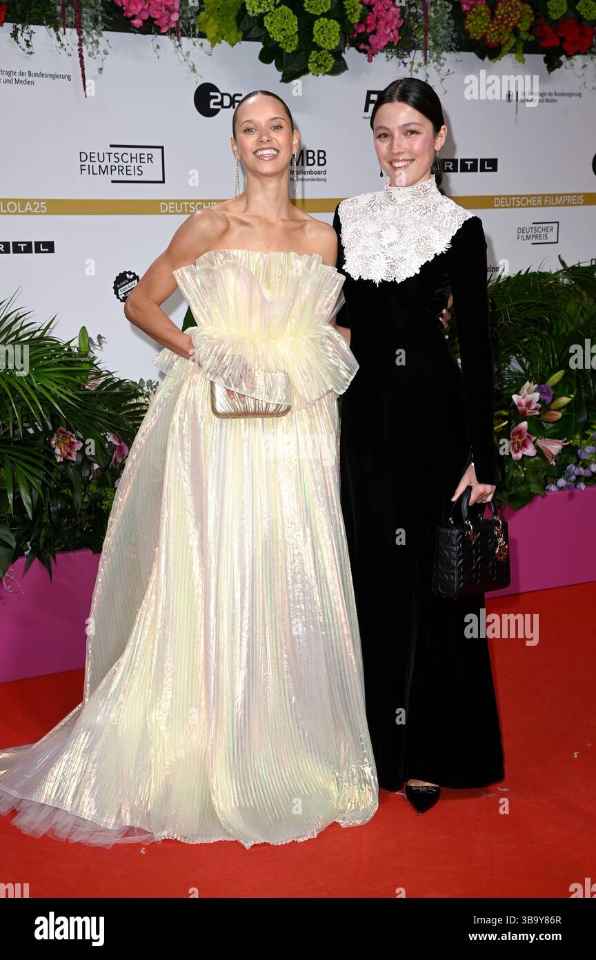 Taynara Wolf und Lary Müller bei der 75. Verleihung des Deutschen Filmpreises 2025 im Theater am Potsdamer Platz. Berlino, 09.05.2025 Foto Stock
