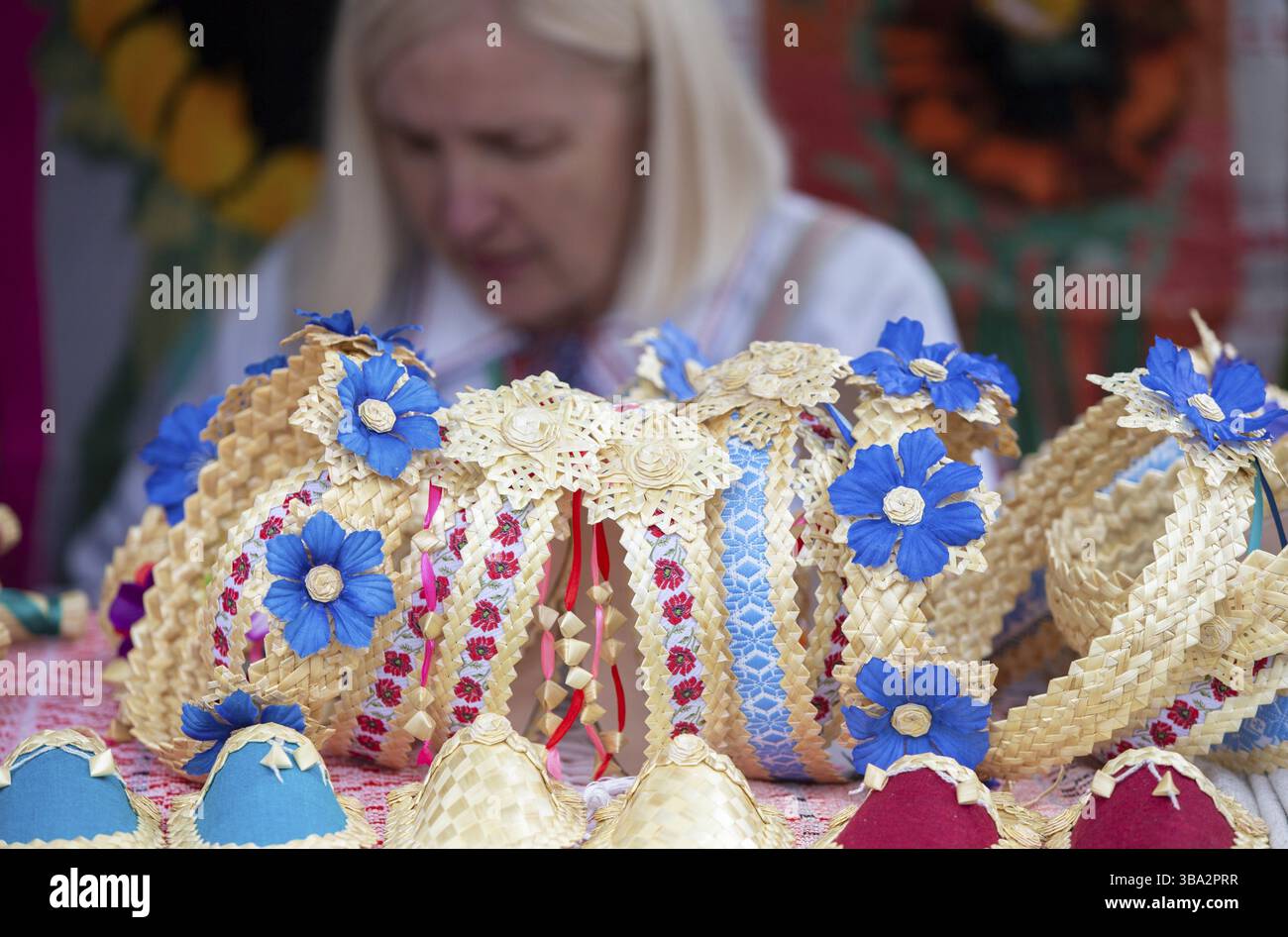 Prodotti nazionali di paglia slava in fiera Foto Stock