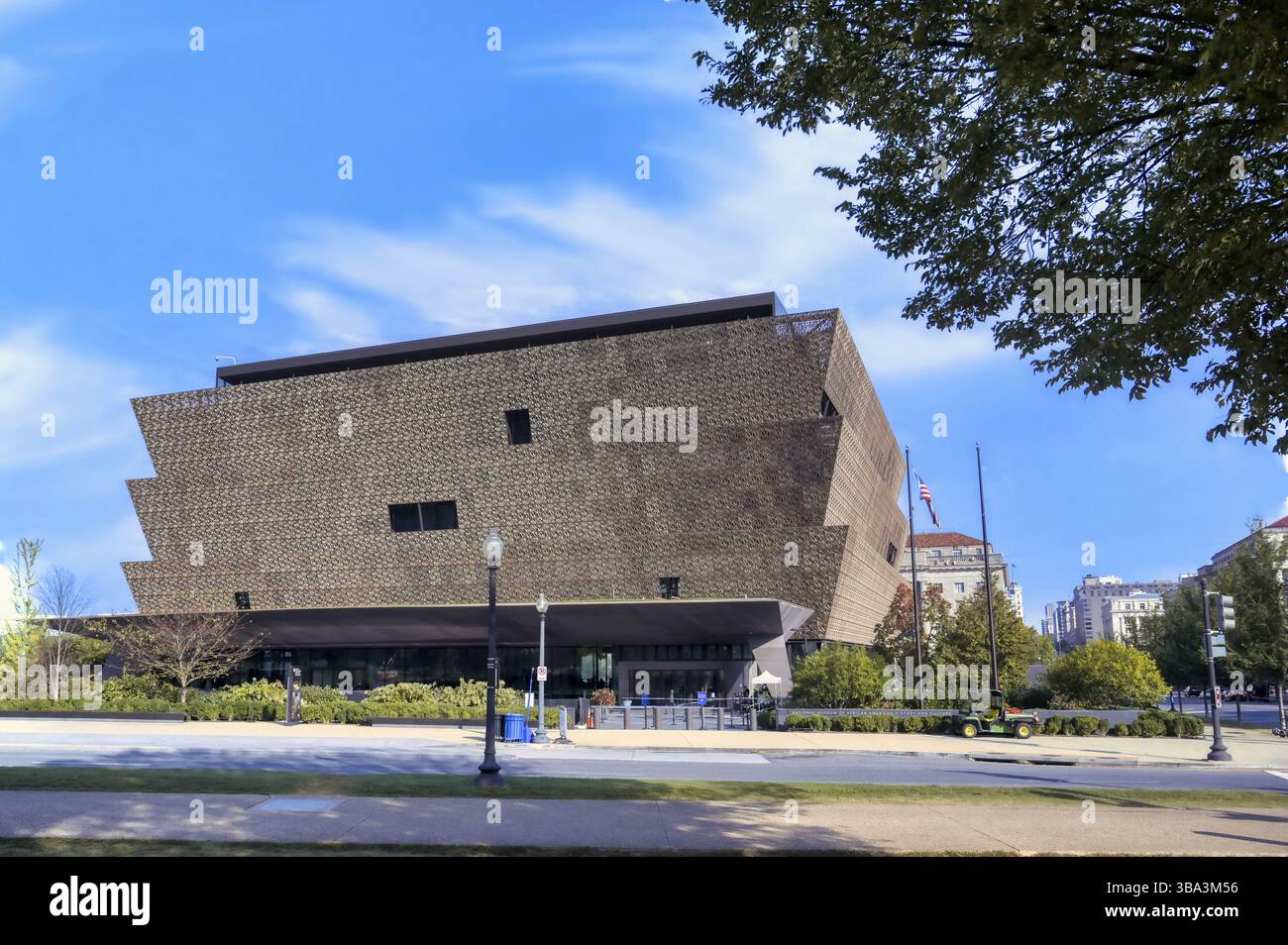 Washington, D.C. - 14 ottobre 2021: Il National Museum of African American History and Culture dello Smithsonian presso il National Mall Foto Stock
