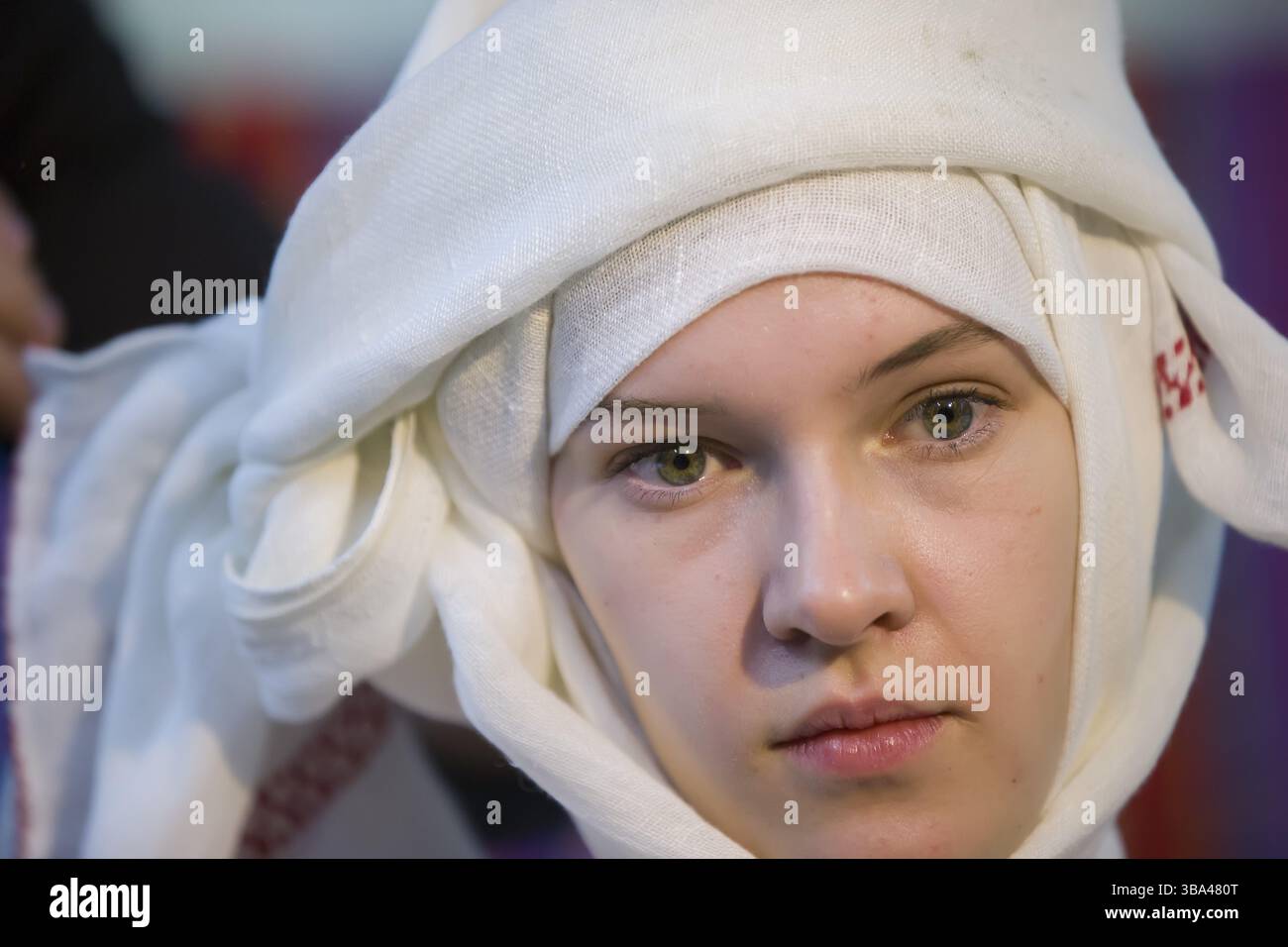 Sposa etnica slava. Rito di nozze bielorusso. Pagano Newlywed Foto Stock