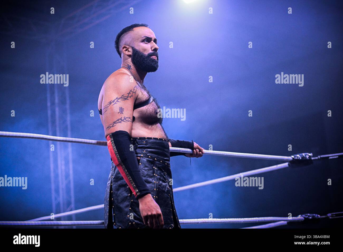COLLEGNO, TORINO, ITALIA - 10 MAGGIO: American Wrestling - Purgatorio al PalaCollegno il 10 maggio 2025 Foto Stock