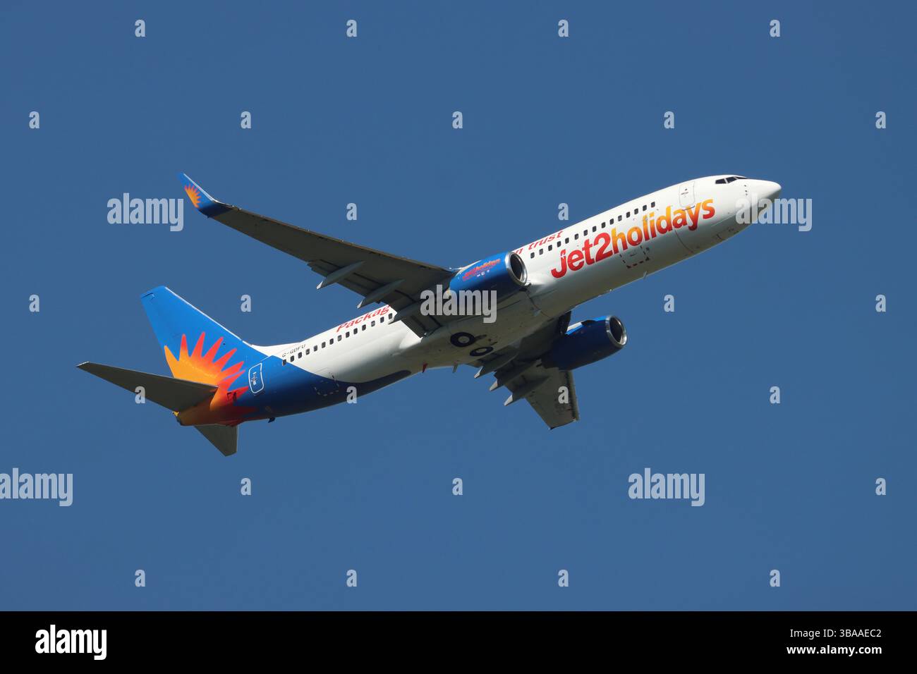 G-GDFU, Jet2, Boeing 737-800, partenza dall'aeroporto di Londra Stansted, Essex, Regno Unito il 12 maggio 2025 Foto Stock