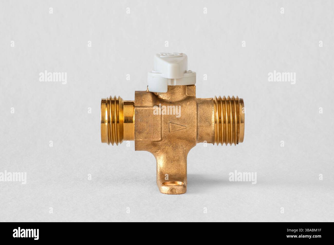 rubinetto idraulico con estremità filettate per impianti a gas o ad acqua Foto Stock