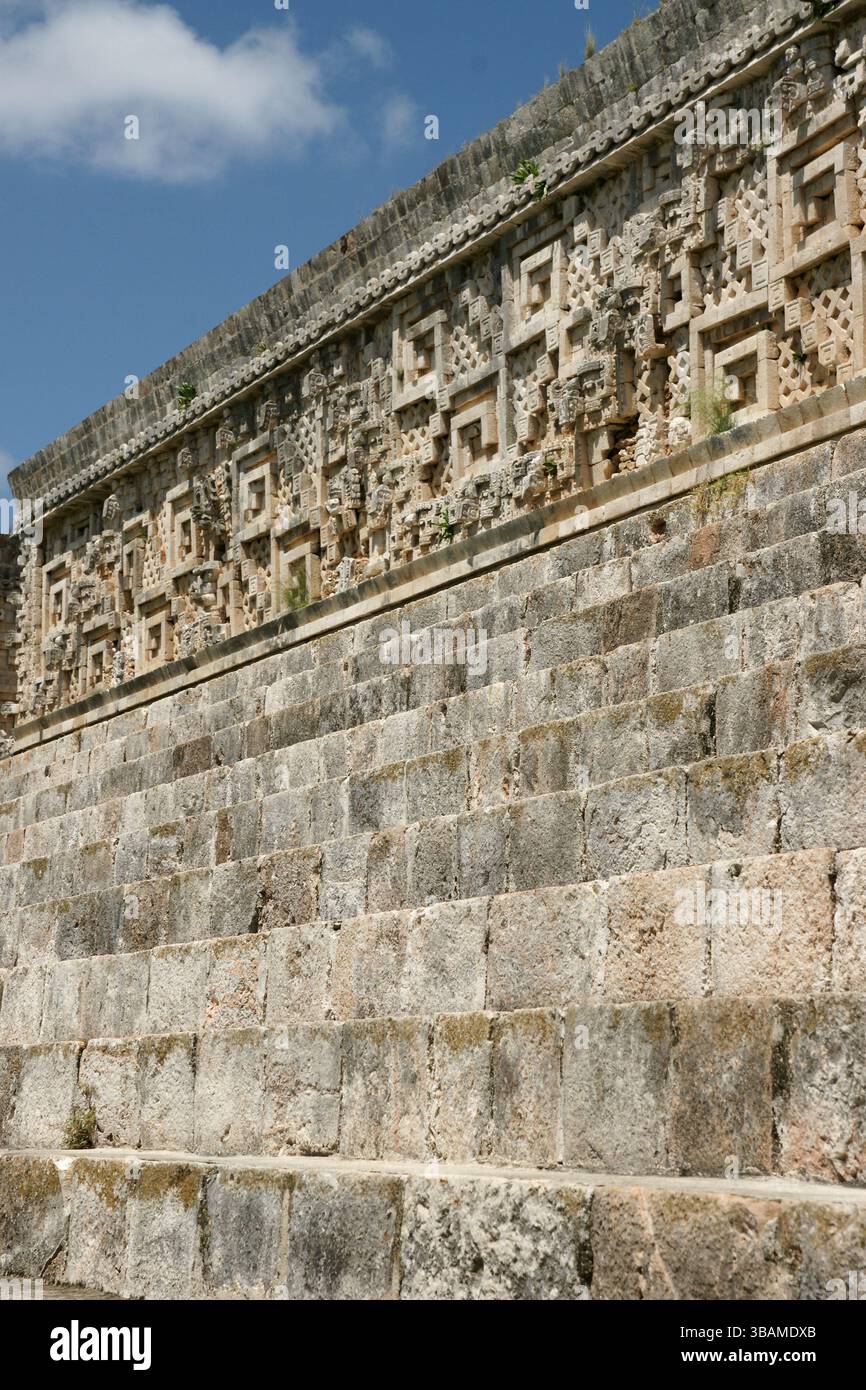 Messico. Yucatan. Uxmal. Il Palazzo del Governatore. Facciata. Dettagli. Foto Stock