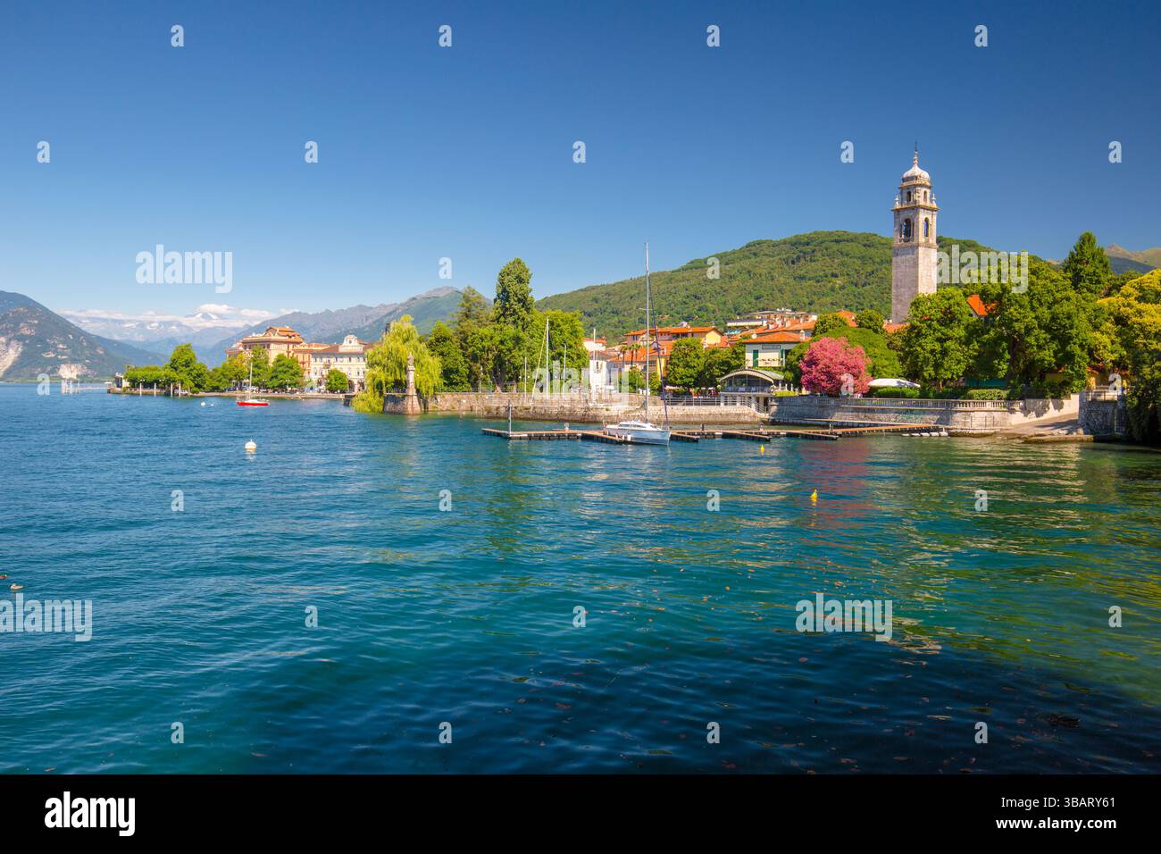 lakeside a Pallanza, Verbano Cusio Ossola; Lago maggiore, Italia Foto Stock