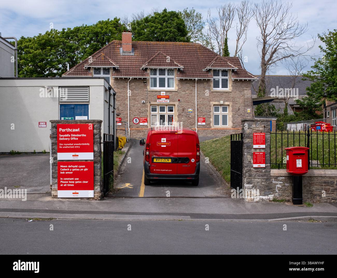 Ufficio consegne Porthcawl a Porthcawls, Galles del Sud, Regno Unito Foto Stock