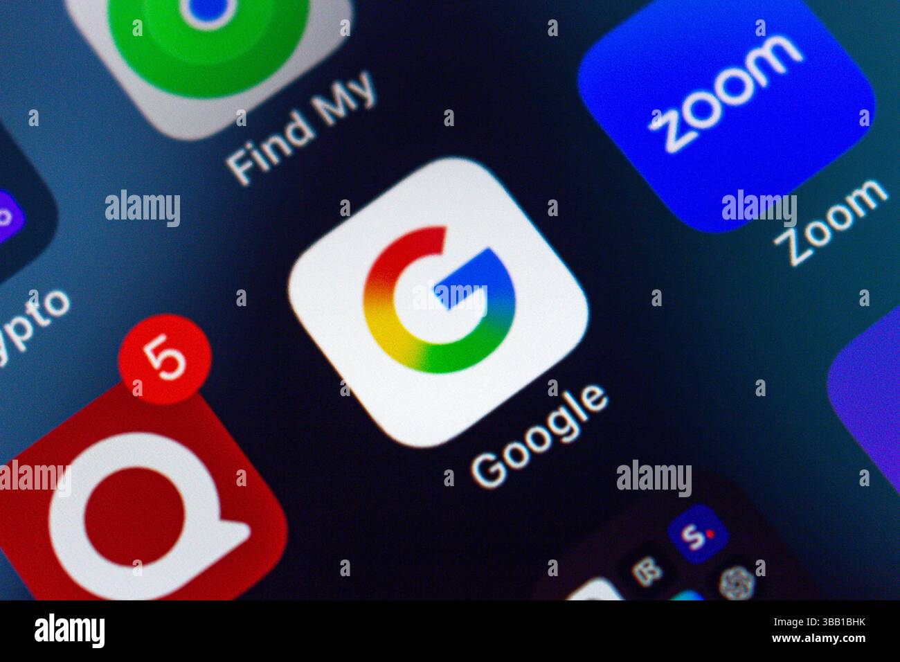 Città del Messico, MESSICO - 14 maggio 2025: Visualizzazione ingrandita della schermata iniziale di un iPhone con l'icona dell'app Google. Foto Stock