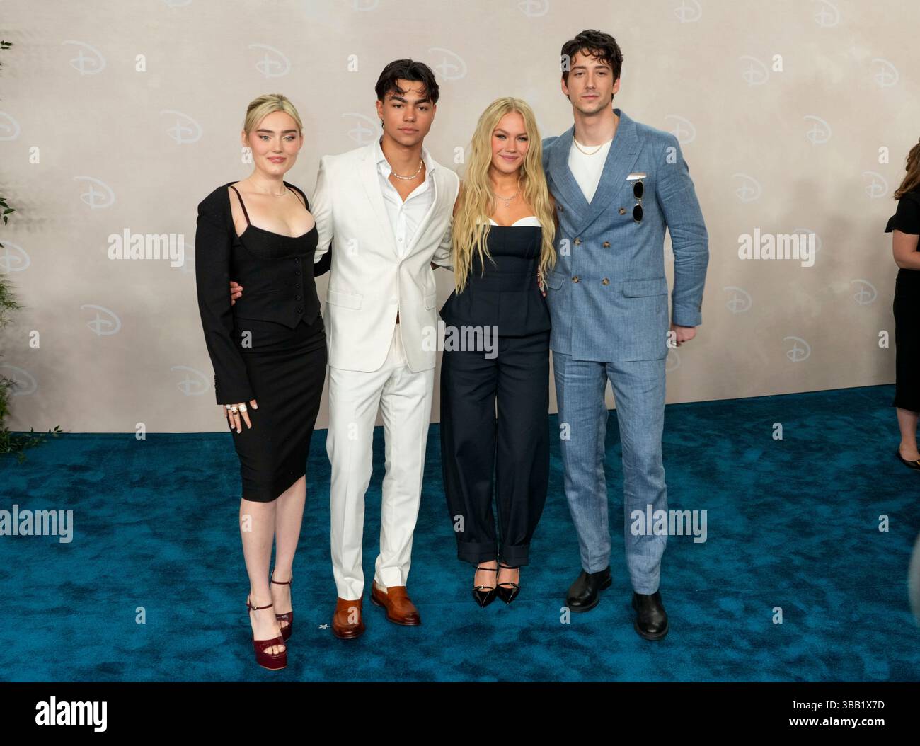 L-R: Meg Donnelly, Malachi Barton, Freya Skye, Milo Manheim partecipa al 2025 Disney Upfront, tenutosi presso il Jacob Javitz Center di New York, martedì 13 maggio 2025 Credit: Jennifer Graylock/Alamy Live News Foto Stock