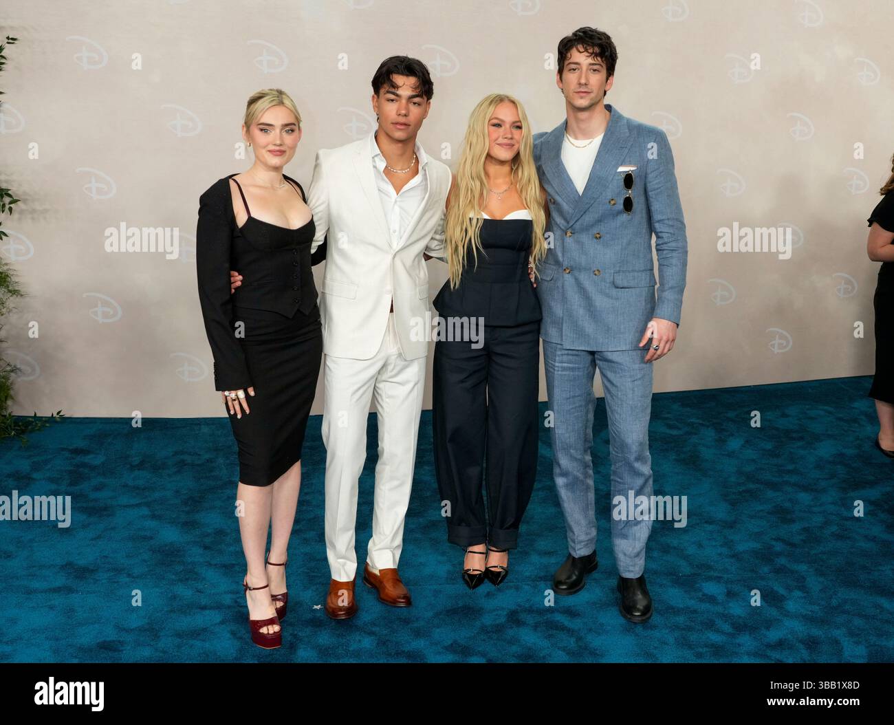 L-R: Meg Donnelly, Malachi Barton, Freya Skye, Milo Manheim partecipa al 2025 Disney Upfront, tenutosi presso il Jacob Javitz Center di New York, martedì 13 maggio 2025 Credit: Jennifer Graylock/Alamy Live News Foto Stock