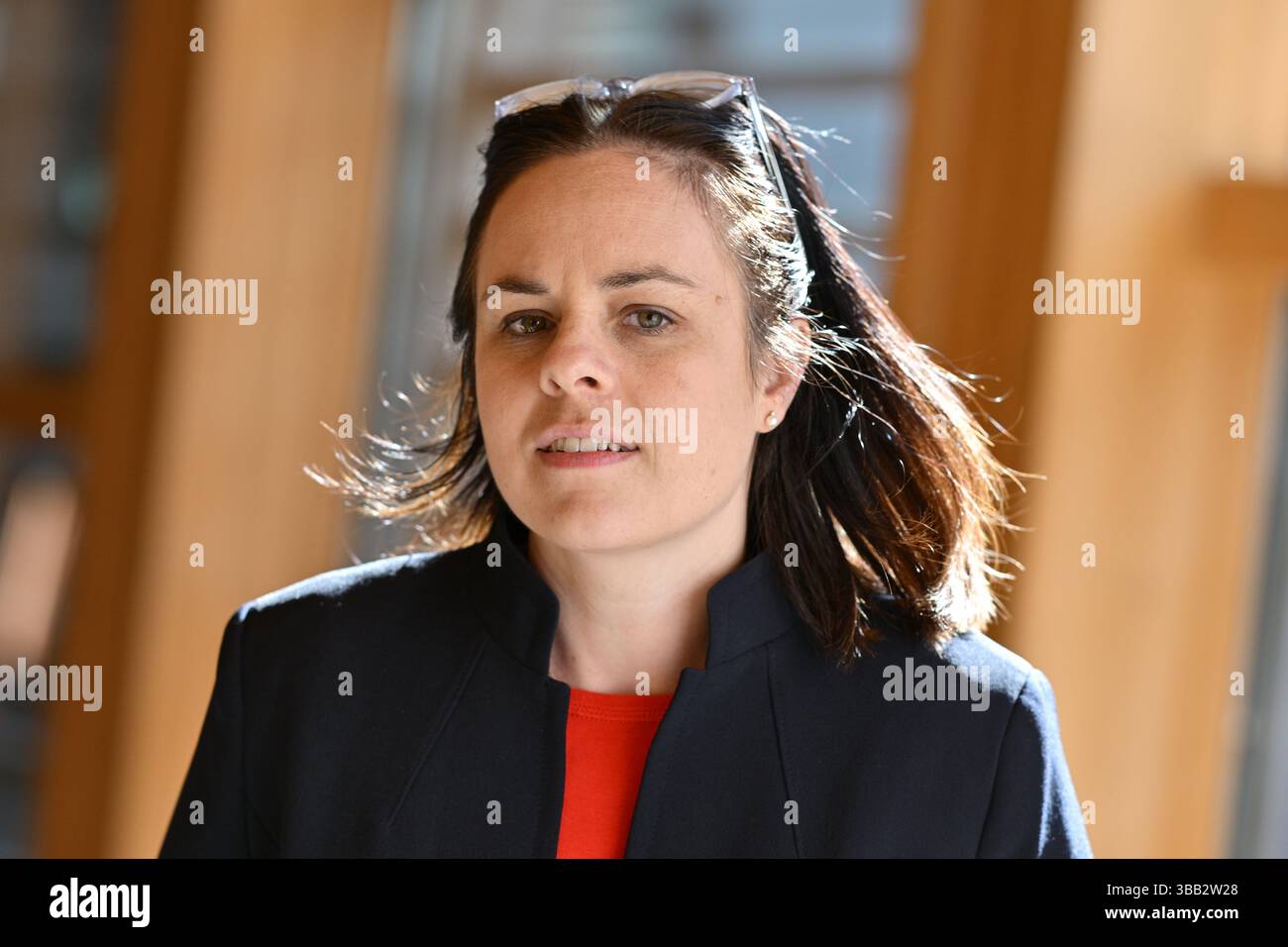 Edimburgo Scozia, Regno Unito 14 maggio 2025. Vice primo ministro e segretario di gabinetto per l'economia e il gaelico Kate Forbes MSP al Parlamento scozzese per rispondere a una domanda urgente che chiede al governo scozzese per quale motivo la MV Glen Rosa non sarà consegnata fino al secondo trimestre del 2026, con costi stimati in aumento fino a 35 milioni di sterline di credito sst/alamy notizie live Foto Stock